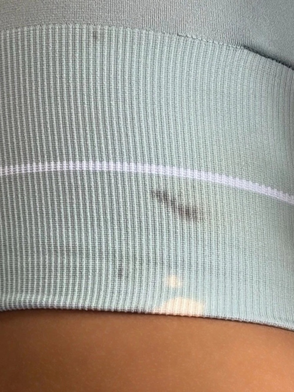 Workout top - Picture 3 of 4